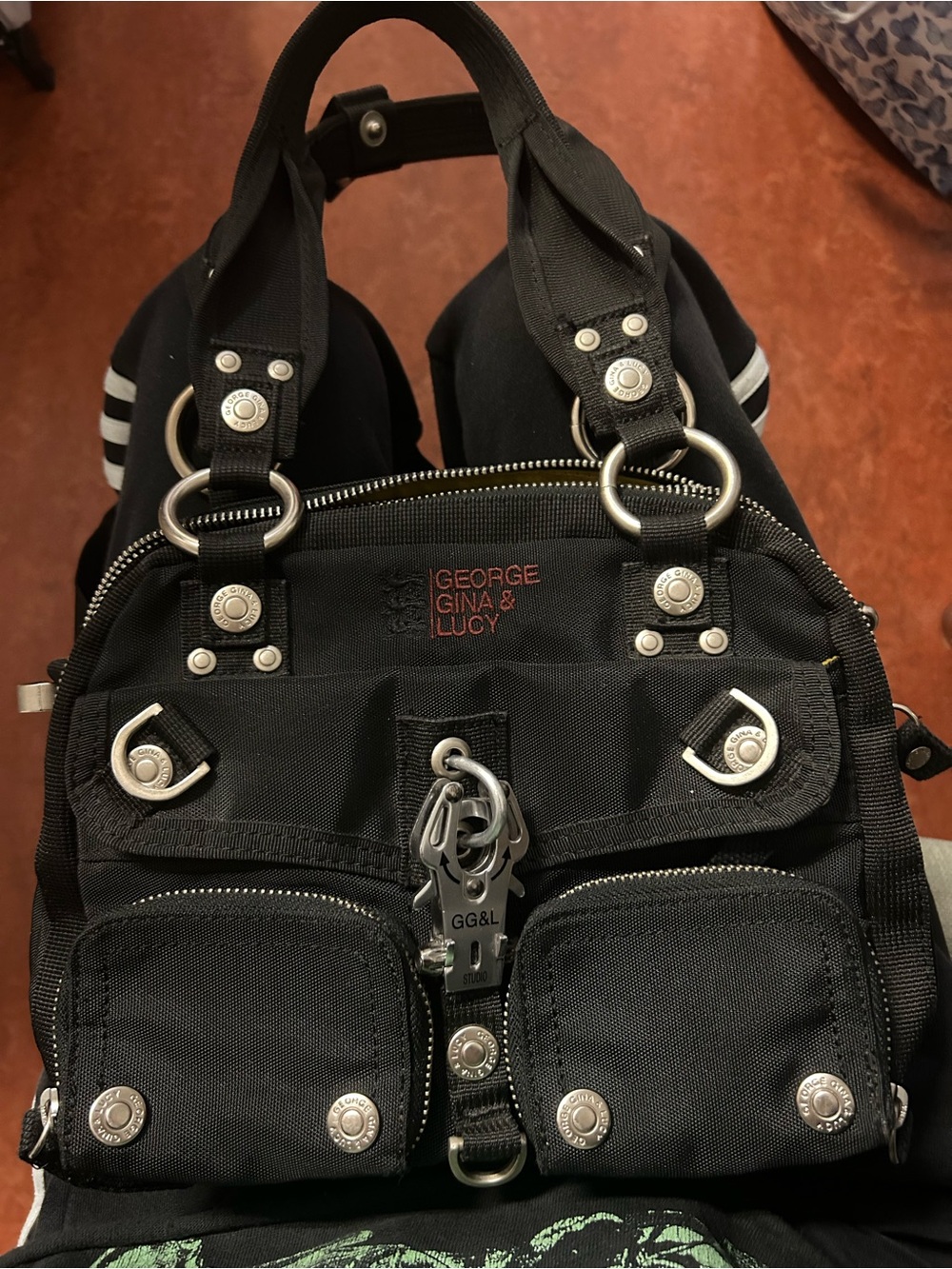 George Gina & Lucy Babybabyan bag